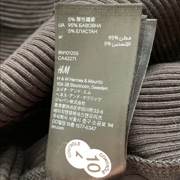 Open shoulder, long sleeve, zip up shirt - Picture 5 of 5